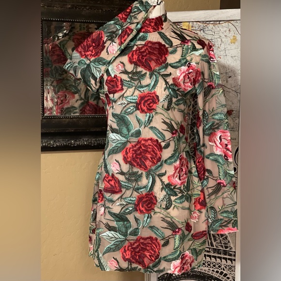 Floral Embroidered High Neck - Picture 8 of 12